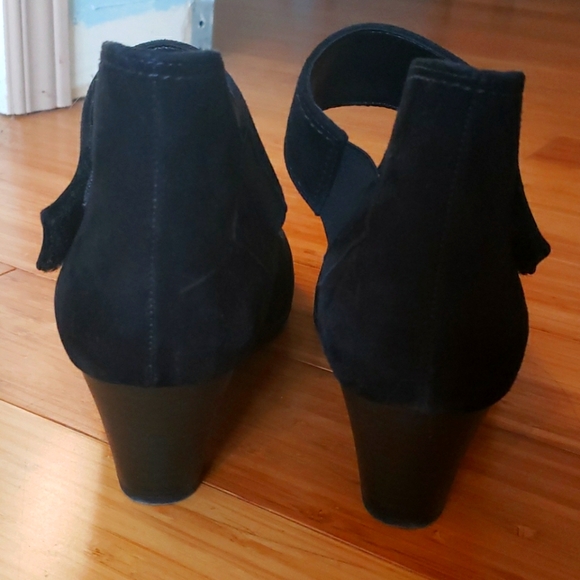 Gabor Black Sue Suede Mary Janes with Heel. Sz 7.5 - Picture 5 of 8